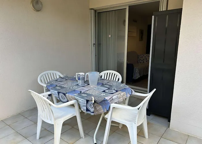 شقة Deux Pieces Avec Terrasse, Cour Privee Et Piscine - - Fr-1-250-264